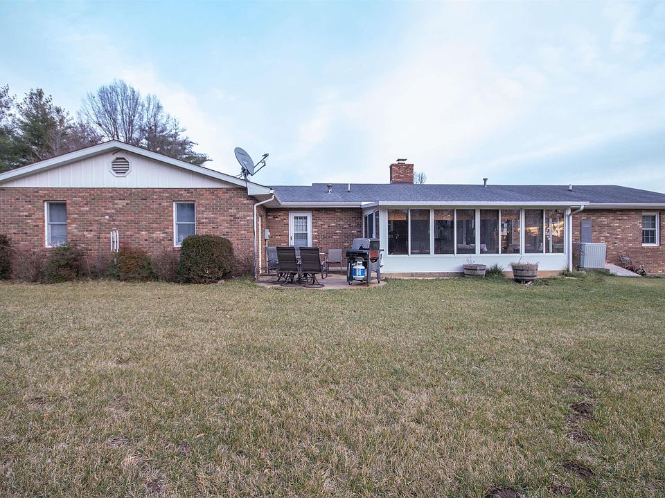 6179 N Cherryville Ln, Waltonville, IL 62894 Zillow