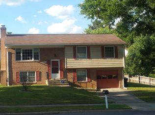 8900 Loughran Ter, Fort Washington, MD 20744