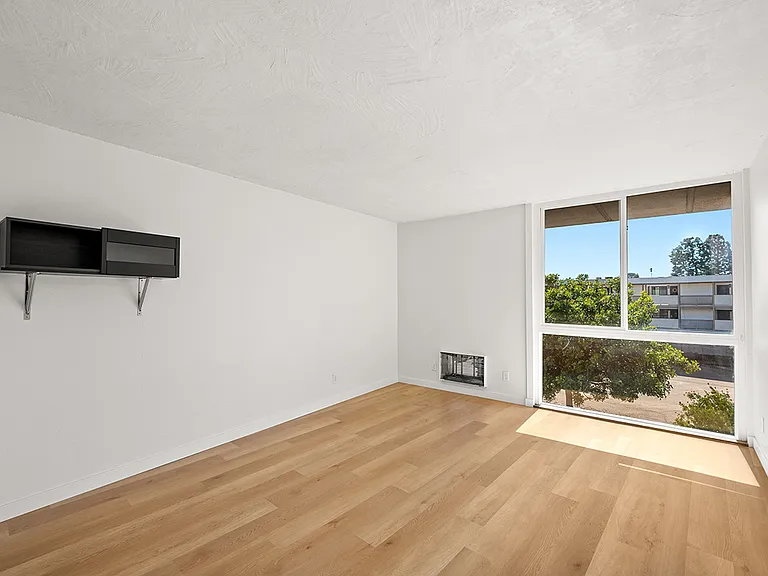 3050 Rue Dorleansunit #310 — Photo 2