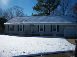 5 Freedom Cir, Hampton, VA 23666