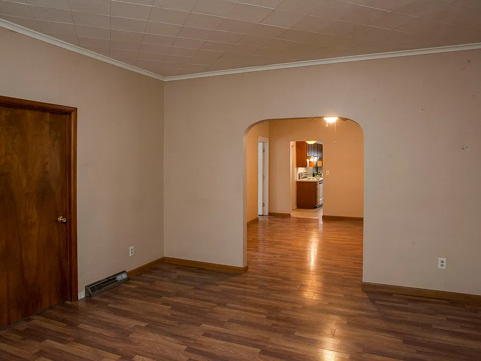 1st FL Living Room