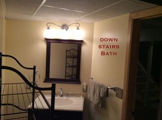 1319 Tuxedo Rd, Minot, ND 58703