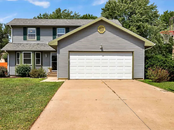 2811 SW Lincolnshire Ct, Topeka, KS 66614