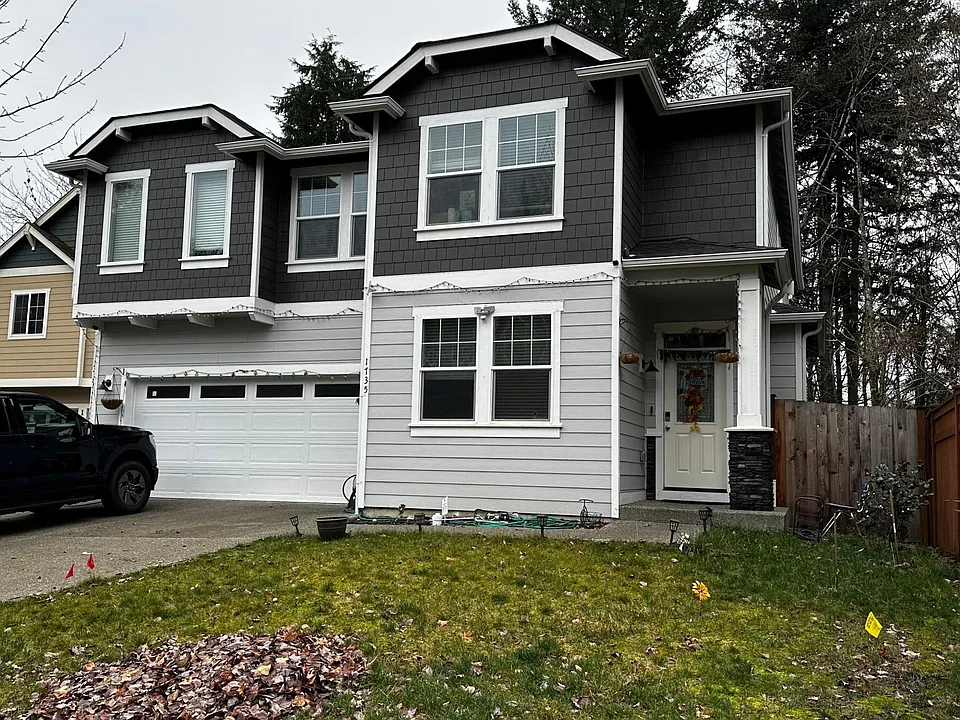 1735 View Point Ct SW
