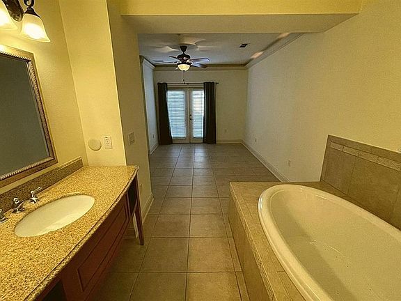 5th image of 2846 BELLA VISTA DRIVE
