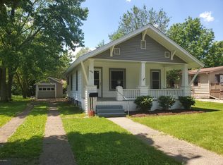 406 N 4th St, Sturgis, MI 49091