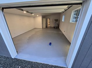 62918 Crown Point Rd, Coos Bay, OR 97420