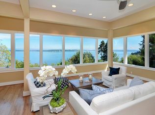 12168 Sunrise Dr NE, Bainbridge Island, WA 98110