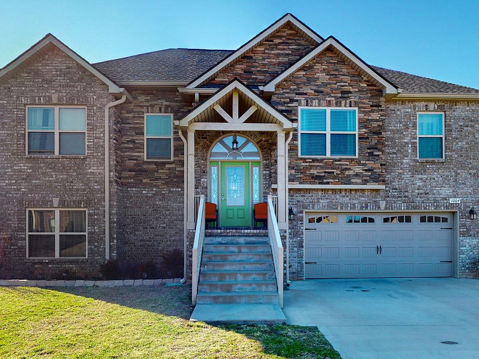 1st image of 1004 Shirley Dr