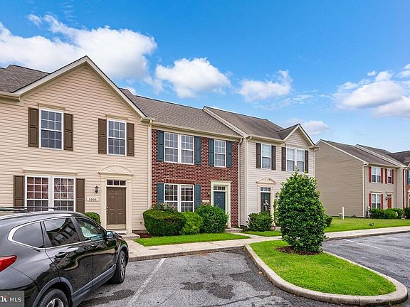 4th image of 1006 Meadow View Dr