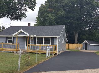 93 Woodycrest Dr, East Hartford, CT 06118