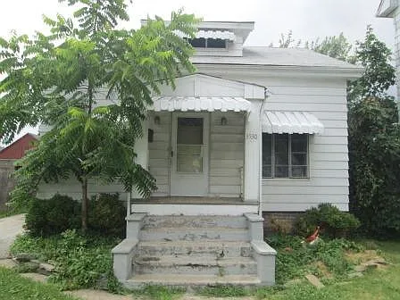 3530 W 97th St photo 1