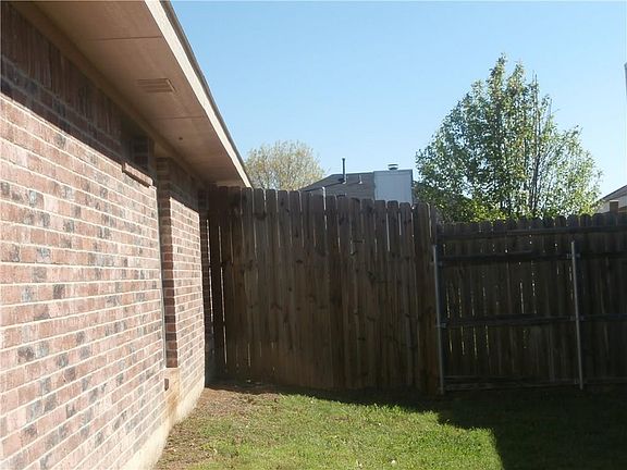 3rd image of 1434 Cromwell Ct