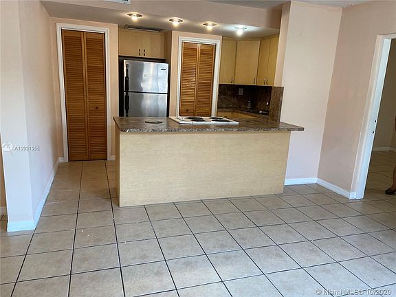 2nd image of 15024 Royal Palm Ln #15024