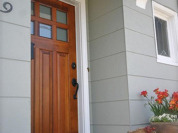 2nd image of 619 6th Ave