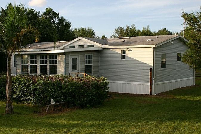 1st image of 110 Rosie Ln E