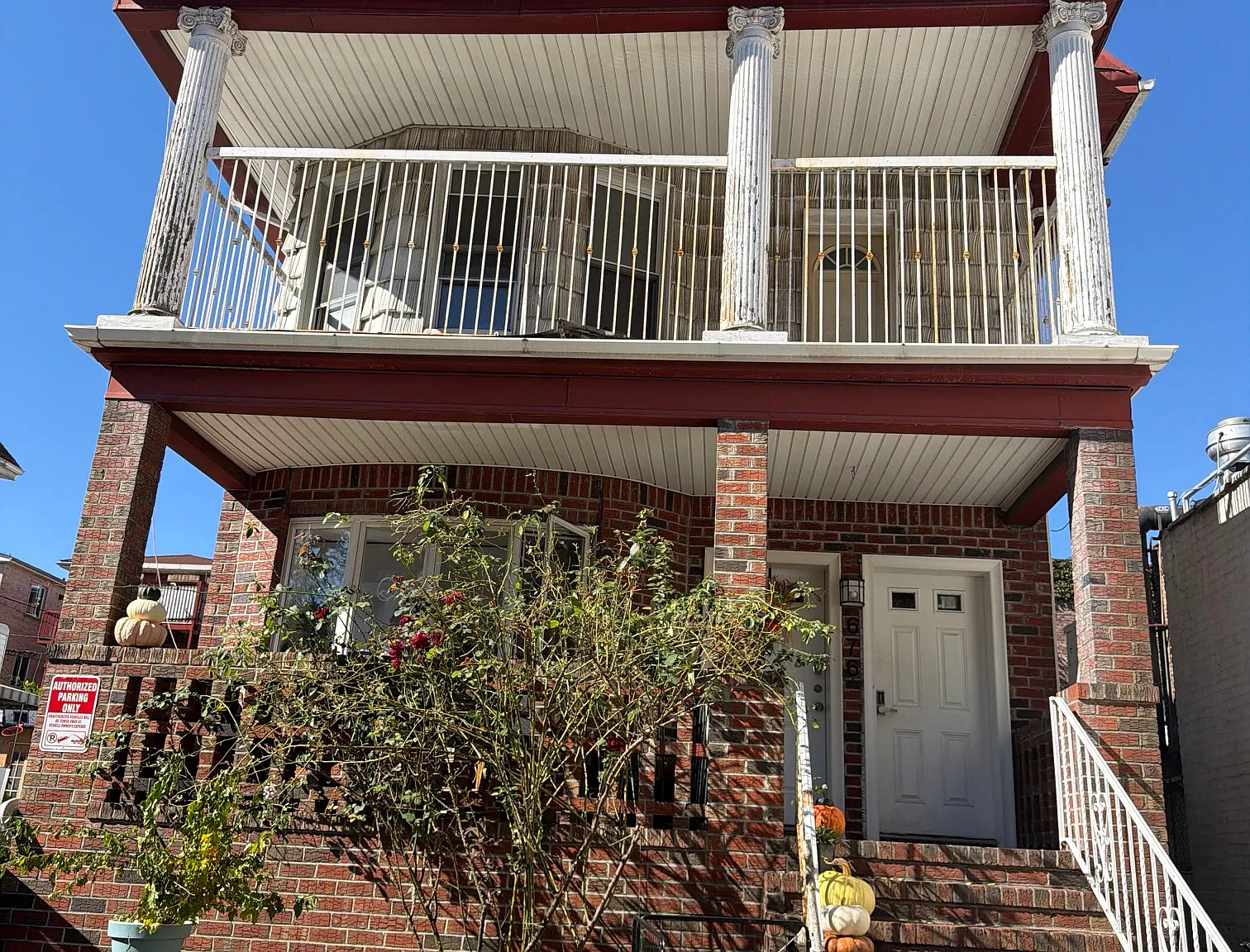 676 East 5th Street — Photo 1