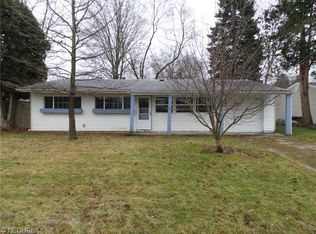 1352 Dewitt Dr, Akron, OH 44313