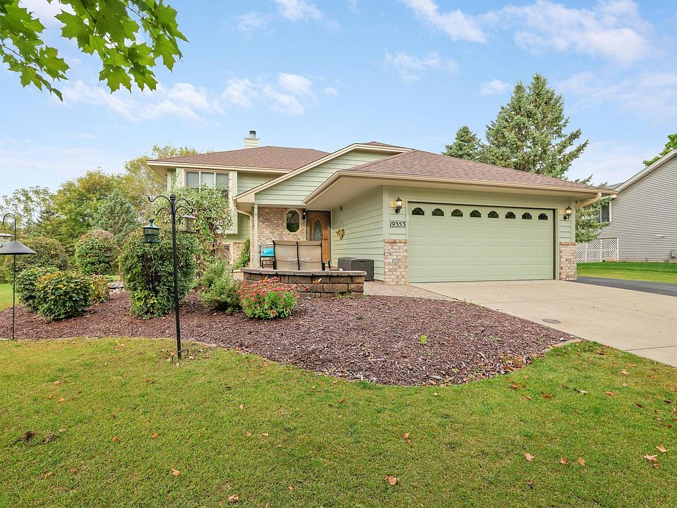 1st image of 19353 Eureka Ct