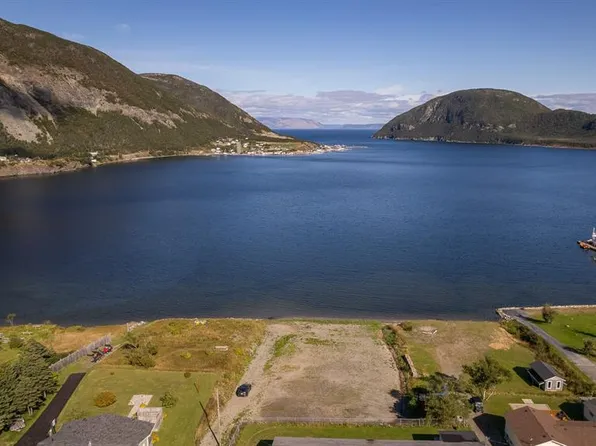 195 Main Street, Lark Harbour, NL A0L1H0