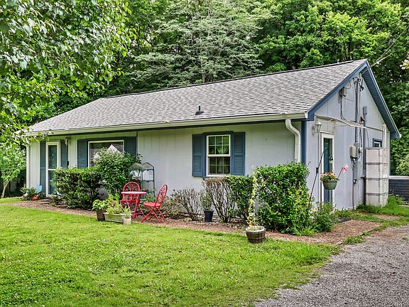 3rd image of 263 Edmondson Ferry Rd