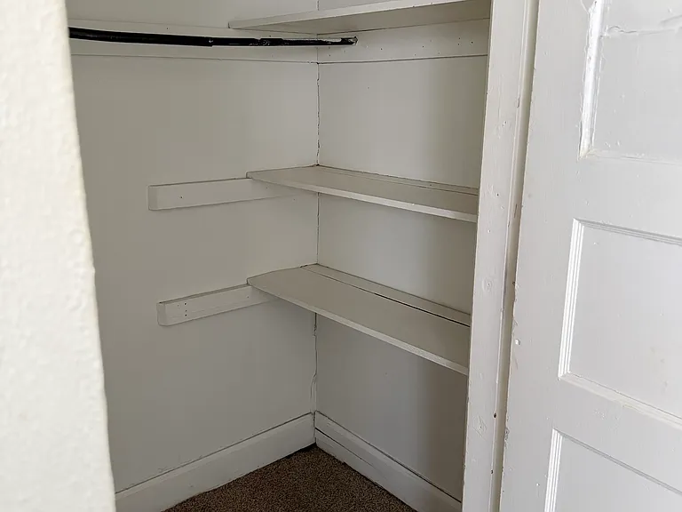 1316 W Grand Ave #1 — Photo 8