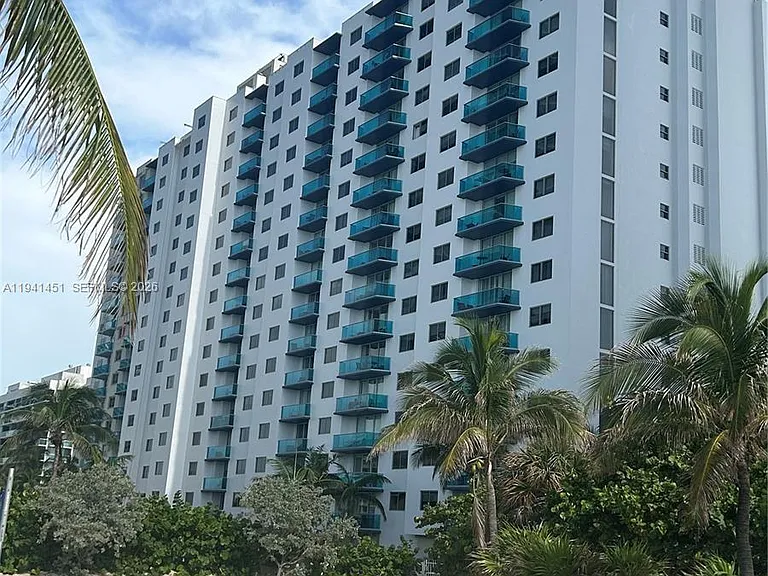 4001 S Ocean Dr #11 — Photo 1
