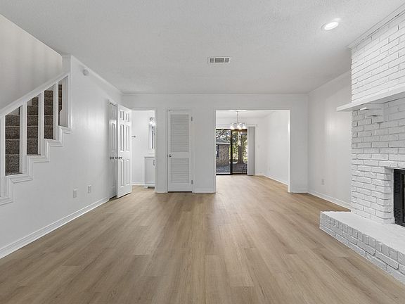 2nd image of 3356 Colonial Oaks Dr #9B
