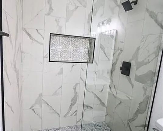 4th image of 925 Falconhead Ln