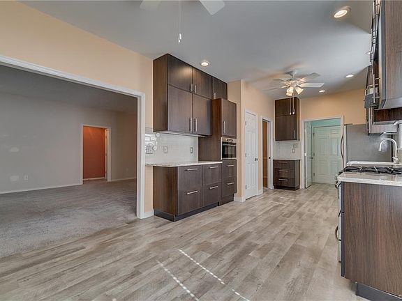 5th image of 2845 Fairway Homes Way