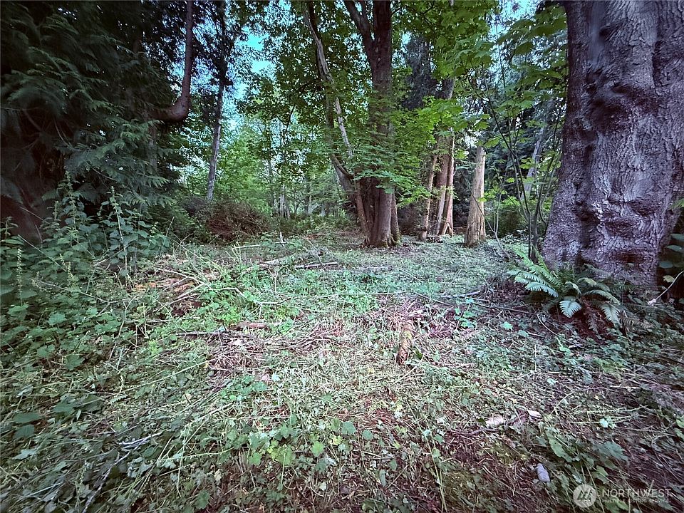 1st image of 52 F Saratoga Drive