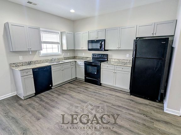 5th image of 730 Pippin Dr #0