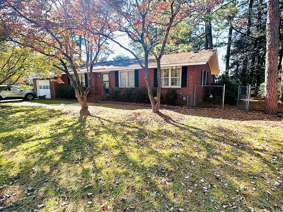 1st image of 722 Gaston Drive