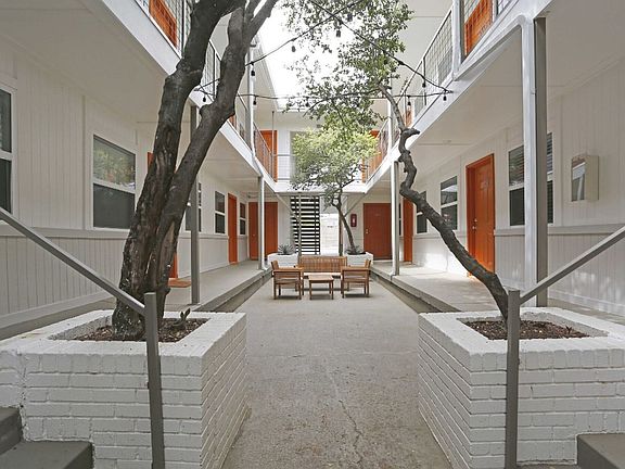 5th image of 4927 San Jacinto St APT 112