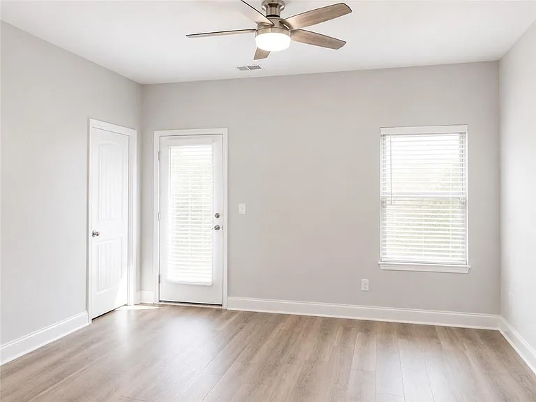 153 Towne Villas Dr #17 — Photo 3