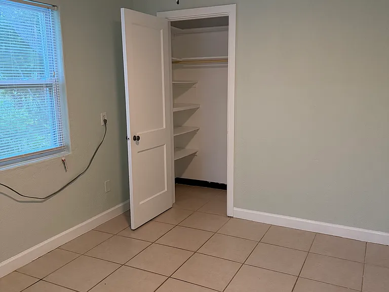 1601 Turner St — Photo 12