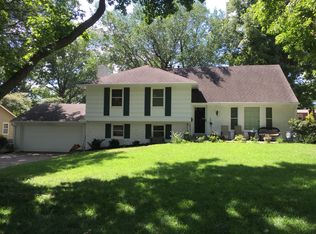 103 E 115th St, Kansas City, MO 64114