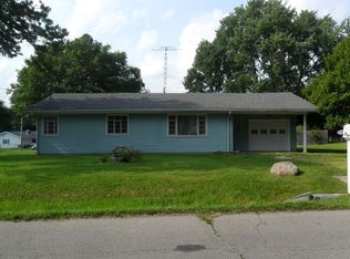 524 Willow Grove Rd, Centerville, IN 47330