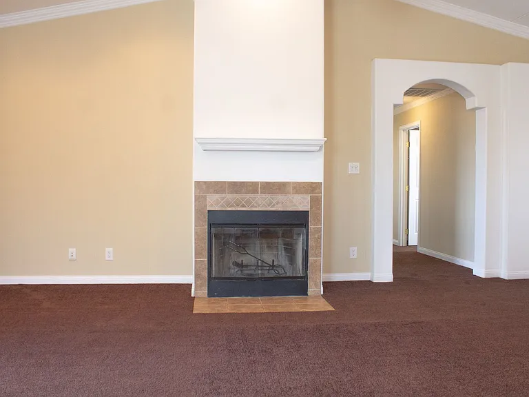 8161 Hemlock Ave — Photo 8