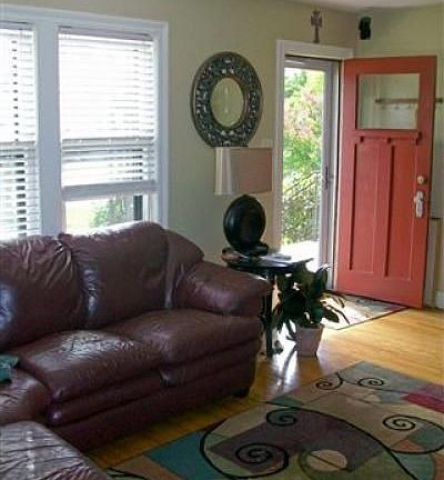 2nd image of 1214 NW Parkview Blvd