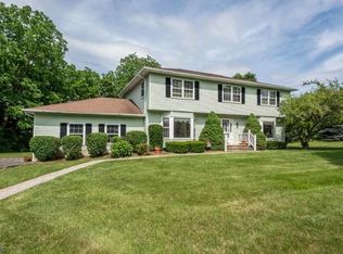 6 Patriots Way, Flanders, NJ 07836