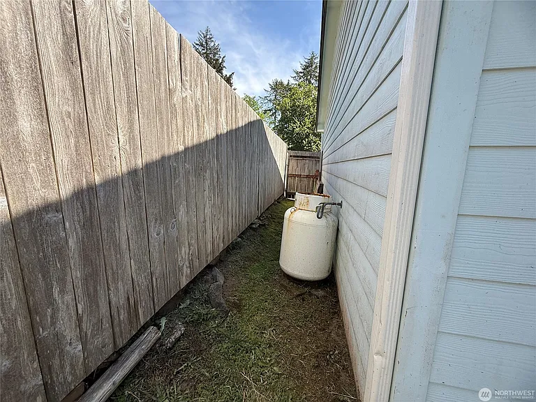 30511 M Pl — Photo 20