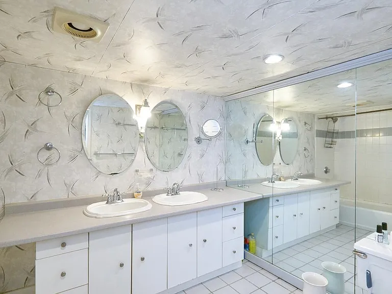 18 Atherton Rd #G — Photo 8