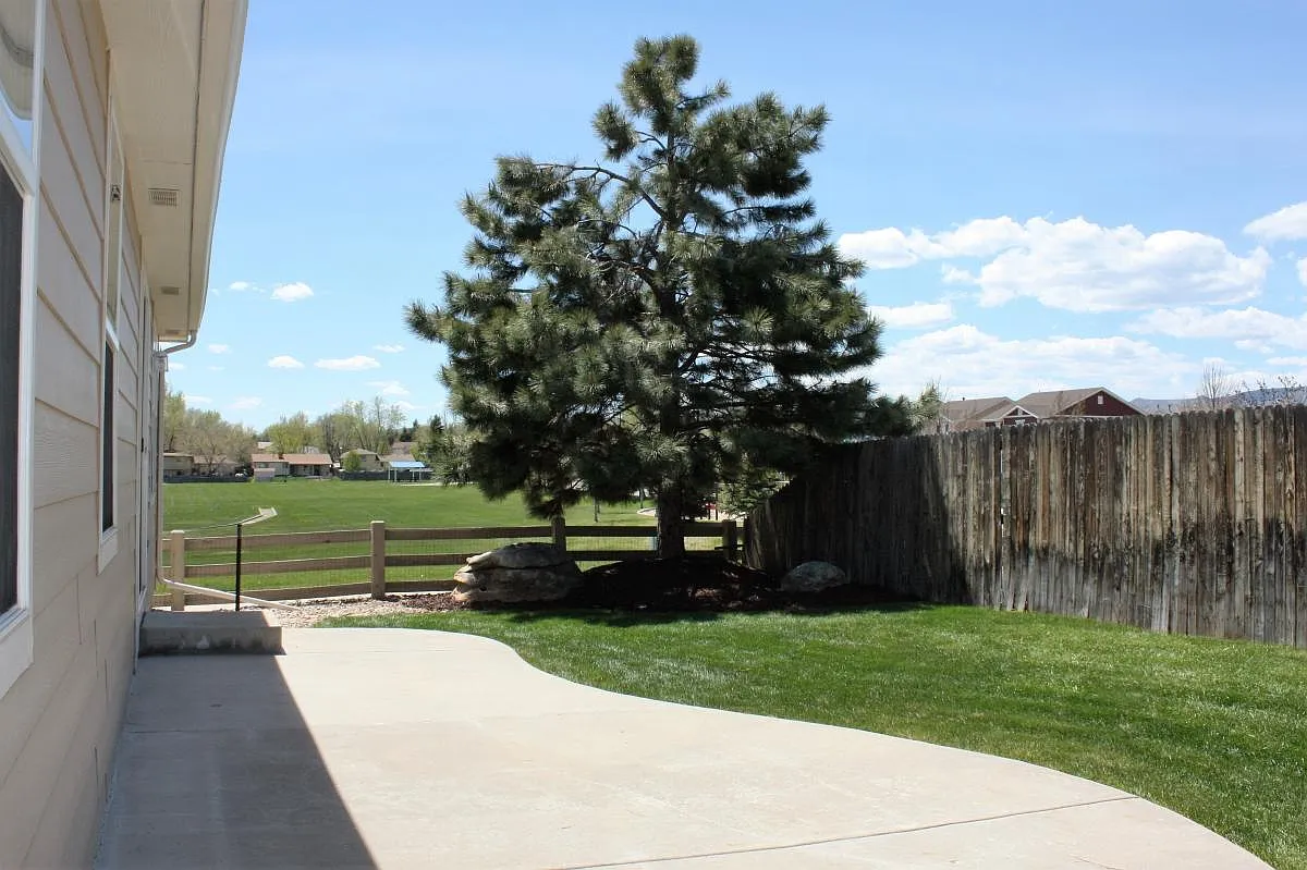 4393 S Holland Way — Photo 4