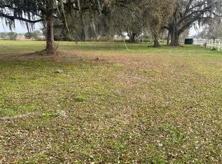 3060 Lanier Rd #120, Zephyrhills, FL 33541