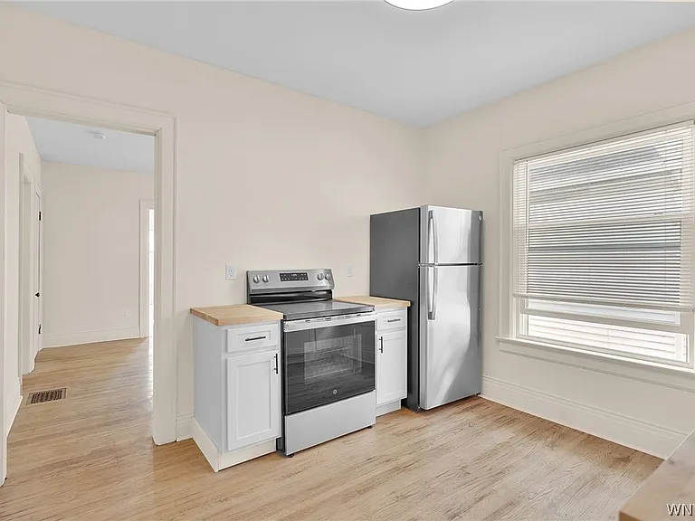 2206 Main St #2 — Photo 20