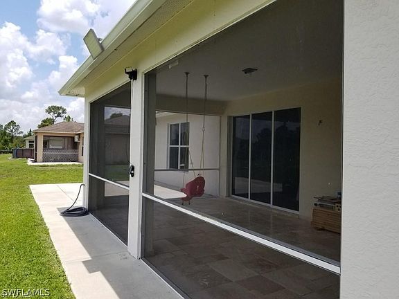 2nd image of 820 Cortez Ave