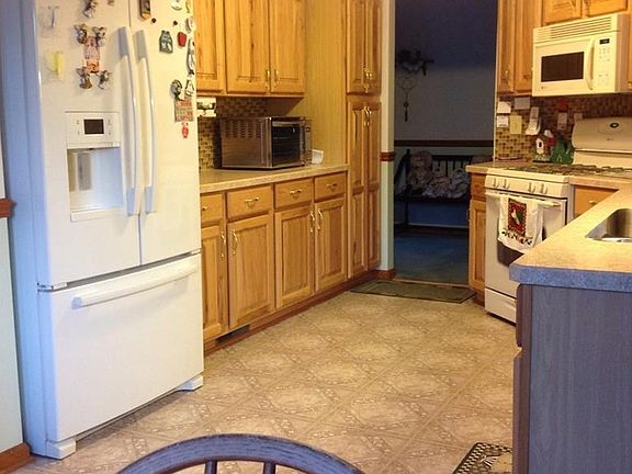 5th image of 104 Raven Ct