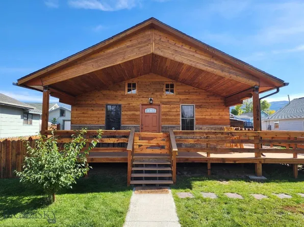 1954 Oregon Ave, Butte, MT 59701