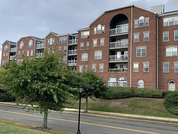 3rd image of 50 Boatswains Way APT 411